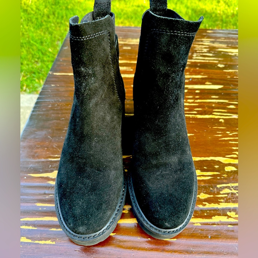 Dolce Vita Huey Black Suede Boots